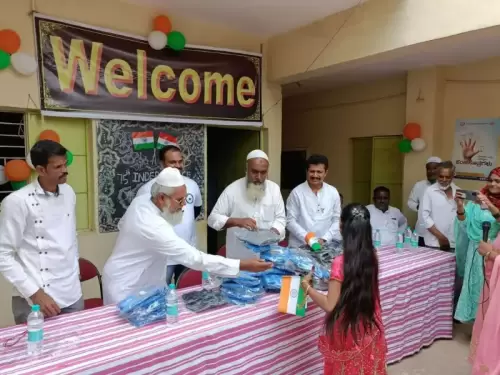Uniform Distribution in Govt Urdu Primary School, Belathur - Heart Of Giving