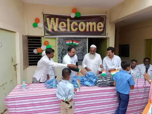 Uniform Distribution in Govt Urdu Primary School, Belathur - Heart Of Giving